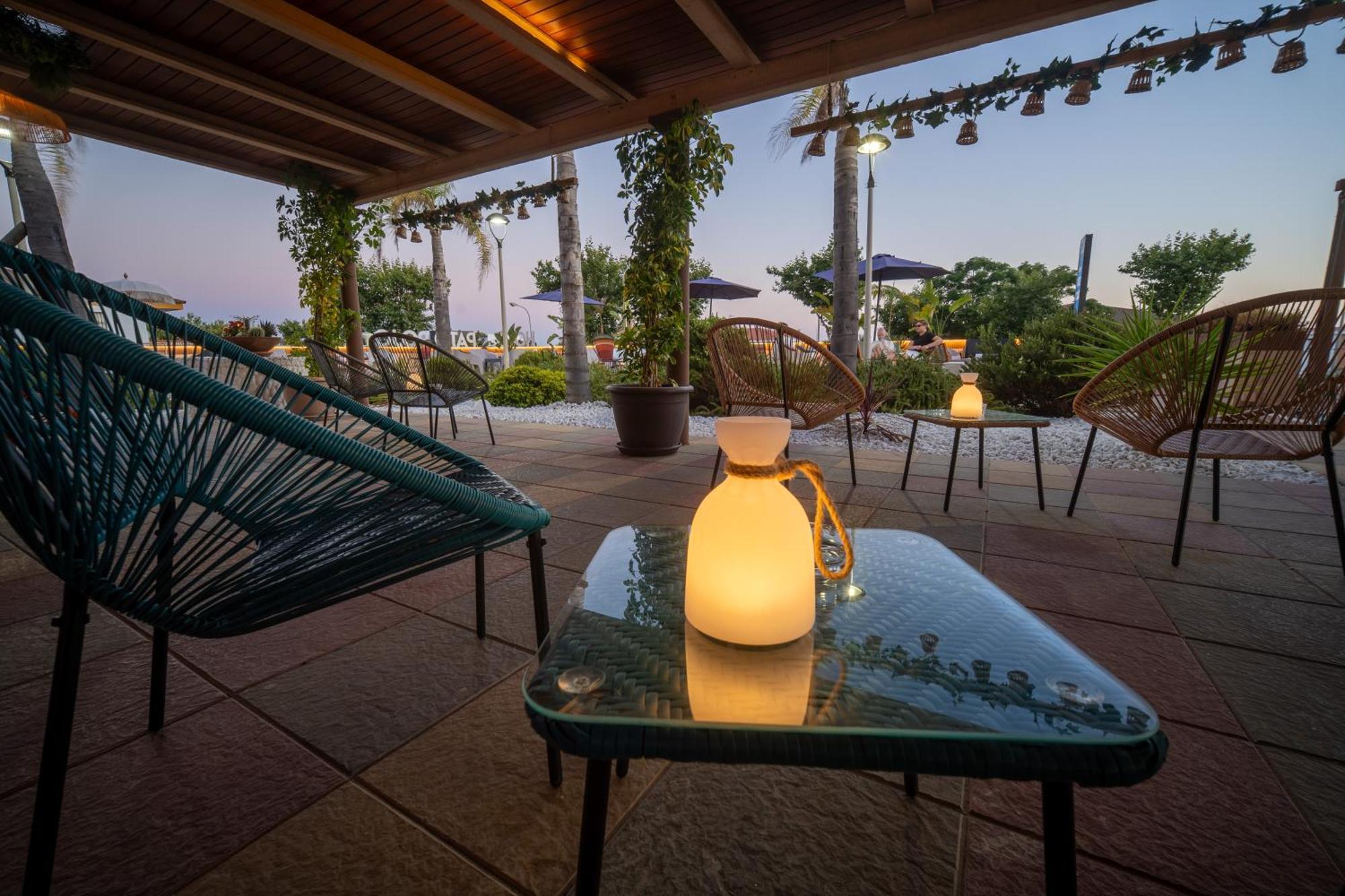 Hotel Pato Rojo Punta Umbría Zewnętrze zdjęcie